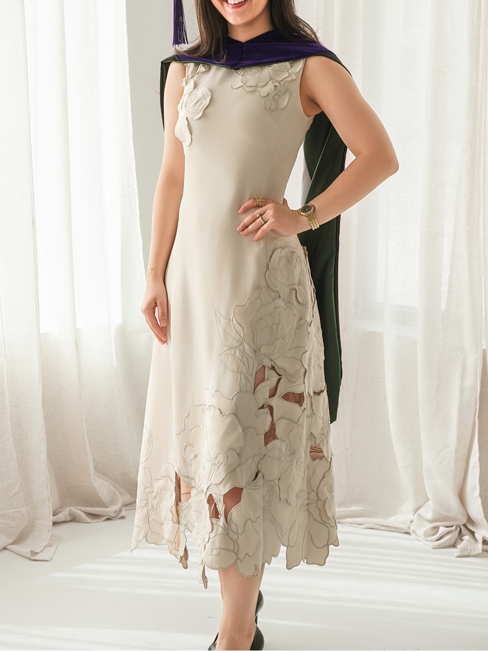 LEO LIN Cleo Appliqué Sleeveless Midi Dress - Picture 4 of 9